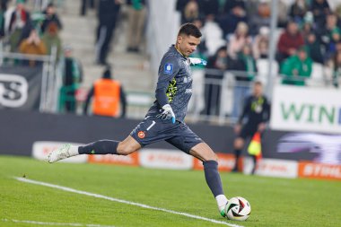 Rafal Gikiewicz, PKO BP Ekstraklasa maçında Radomiak Radom ve Widzew Lodz takımları arasında Stadion Miejski im 'de görüldü. Braci Czachorow (Maciej Rogowski)