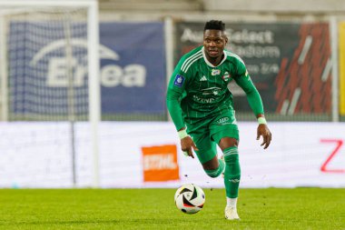Steven Kingue, PKO BP Ekstraklasa maçında Radomiak Radom ve Widzew Lodz takımları arasında Stadion Miejski im 'de görüldü. Braci Czachorow (Maciej Rogowski)