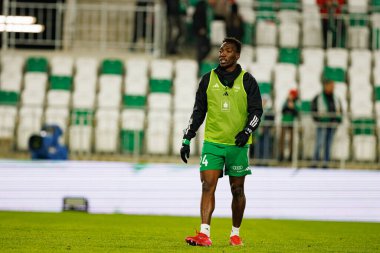 Zie Ouattara, PKO BP Ekstraklasa maçında Radomiak Radom ve Widzew Lodz takımları arasında Stadion Miejski im 'de görüldü. Braci Czachorow (Maciej Rogowski)