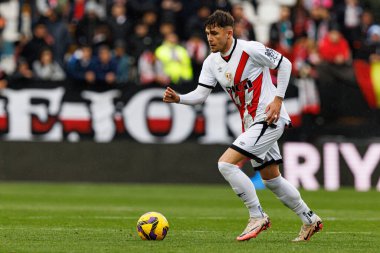 Andrei RatiuX, Estadio de Vallecas 'ta Rayo Vallecano ve Sevilla FC takımları arasında oynanan LaLiga EA SPORTS maçı sırasında görüldü (Maciej Rogowski)