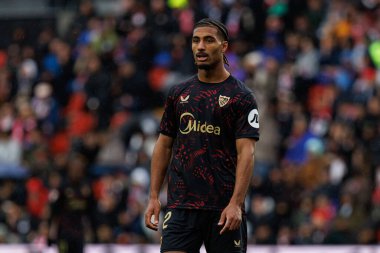 Loic Bade, Estadio de Vallecas 'ta Rayo Vallecano ve Sevilla FC takımları arasında oynanan LaLiga EA SPORTS maçı sırasında görüldü (Maciej Rogowski)