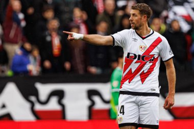 Estadio de Vallecas 'ta Rayo Vallecano ve Sevilla FC takımları arasında oynanan LaLiga EA SPORTS maçı sırasında Florian Lejeune görüldü (Maciej Rogowski)