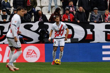Estadio de Vallecas 'ta Rayo Vallecano ve Sevilla FC takımları arasında oynanan LaLiga EA SPORTS maçı sırasında Florian Lejeune görüldü (Maciej Rogowski)