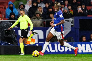 Nicolas Williams LaLiga EA SPORTS maçı sırasında Estadio Civitas Metropolitano 'daki Atletico de Madrid ve Athletic Club takımları arasında görüldü (Maciej Rogowski)