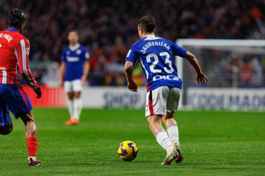 Mikel Jauregizar LaLiga EA SPORTS maçı sırasında Estadio Civitas Metropolitano 'daki Atletico de Madrid ve Athletic Club takımları arasında görüldü (Maciej Rogowski)