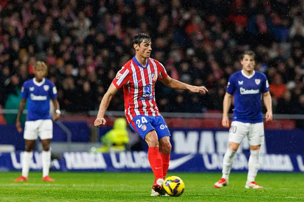 Robin Le Normand, Atletico de Madrid ve Estadio Civitas Metropolitano takımları arasında oynanan maç sırasında görüldü (Maciej Rogowski)