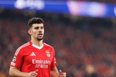 Tomas Araujo, SL Benfica ve FC Barcelona (Maciej Rogowski) takımları arasında oynanan 16 maçlık UEFA Şampiyonlar Ligi karşılaşmasında görüldü.