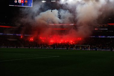 Benfica taraftarları, SL Benfica ve FC Barcelona (Maciej Rogowski) takımları arasında oynanan 16 maçlık UEFA Şampiyonlar Ligi karşılaşmasında görüldü.
