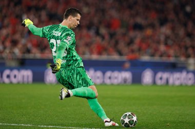 Wojciech Szczesny, SL Benfica ve FC Barcelona (Maciej Rogowski) takımları arasında oynanan 16 maçlık UEFA Şampiyonlar Ligi karşılaşmasında görüldü.