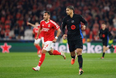 Ronald Araujo, SL Benfica ve FC Barcelona (Maciej Rogowski) takımları arasında oynanan 16 maçlık UEFA Şampiyonlar Ligi karşılaşmasında görüldü.