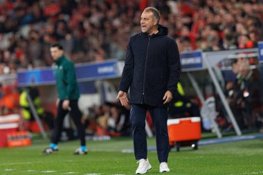 Hansi Dieter Flick, SL Benfica ve FC Barcelona (Maciej Rogowski) takımları arasında oynanan 16 maçlık UEFA Şampiyonlar Ligi karşılaşmasında görüldü.