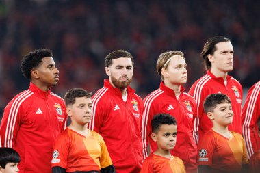 Benfica 'nın oyuncuları, SL Benfica ve FC Barcelona (Maciej Rogowski) takımları arasında oynanan 16 maçlık UEFA Şampiyonlar Ligi Raundu sırasında görüldü.