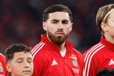 Orkun Kokcu, SL Benfica ve FC Barcelona (Maciej Rogowski) takımları arasında oynanan 16 maçlık UEFA Şampiyonlar Ligi Raundu sırasında görüldü.