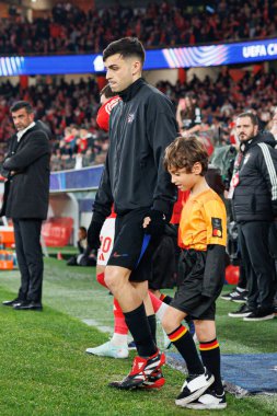 Pedri, SL Benfica ve FC Barcelona (Maciej Rogowski) takımları arasında oynanan 16 maçlık UEFA Şampiyonlar Ligi karşılaşmasında görüldü.