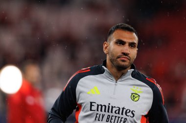 Vangelis Pavlidis, SL Benfica ve FC Barcelona (Maciej Rogowski) takımları arasında oynanan 16 maçlık UEFA Şampiyonlar Ligi karşılaşmasında görüldü.