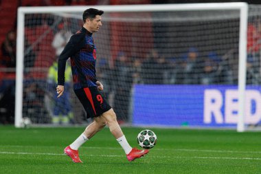 Robert Lewandowski, SL Benfica ve FC Barcelona (Maciej Rogowski) takımları arasında oynanan 16 maçlık UEFA Şampiyonlar Ligi karşılaşmasında görüldü.