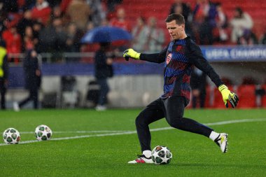 Wojciech Szczesny, SL Benfica ve FC Barcelona (Maciej Rogowski) takımları arasında oynanan 16 maçlık UEFA Şampiyonlar Ligi karşılaşmasında görüldü.