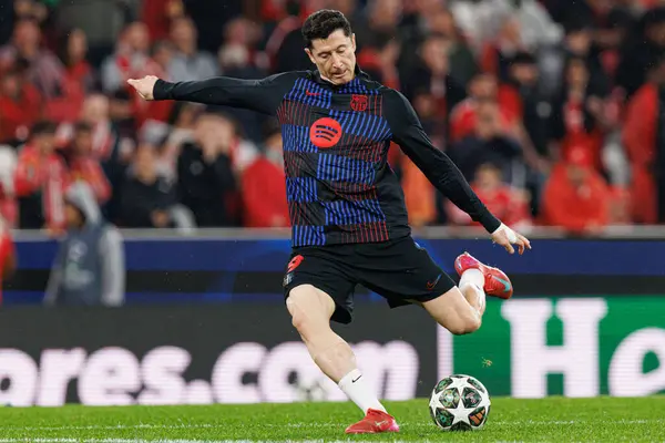 Robert Lewandowski, SL Benfica ve FC Barcelona (Maciej Rogowski) takımları arasında oynanan 16 maçlık UEFA Şampiyonlar Ligi karşılaşmasında görüldü.