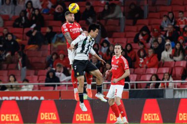 Nicolas Otamendi ve Fuki Yamada Liga Portekiz maçı sırasında SL Benfica ve CD Nacional (Maciej Rogowski)