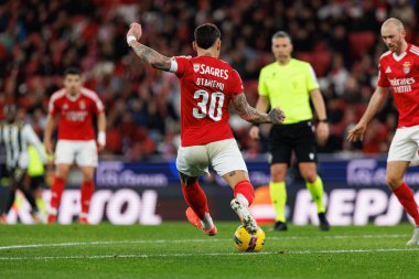 Nicolas Otamendi Liga Portekiz maçı sırasında SL Benfica ve CD Nacional (Maciej Rogowski)