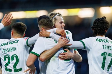 Casa Pia ve Estadio Belediyesi Rio Maior (Maciej Rogowski) takımları arasında oynanan Liga Portekiz maçında attığı gol üstüne atışıyla Sportif Oyuncular)