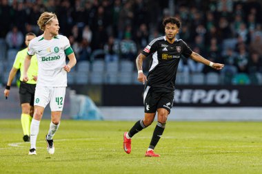 Morten Hjulmand ve Rafael Brito, Liga Portekiz maçı sırasında Estadio Municipal Rio Maior 'daki Casa Pia ve Sporting CP takımları arasında görüldü (Maciej Rogowski)