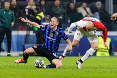 Davide Frattesi ve Gernot Trauner UEFA Şampiyonlar Ligi maçında Internazionale Milano ve Feyenoord FC (Maciej Rogowski)