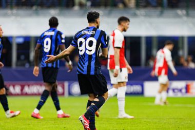 Mehdi Taremi UEFA Şampiyonlar Ligi maçında Internazionale Milano ve Feyenoord FC (Maciej Rogowski) takımları arasında görüldü.)