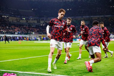 Gijs Smal UEFA Şampiyonlar Ligi maçında Internazionale Milano ve Feyenoord FC (Maciej Rogowski) takımları arasında görüldü.)