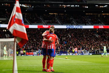 Alexander Sorloth ve Conor Gallagher, Atletico de Madrid ve FC Barcelona (Maciej Rogowski) takımları arasında oynanan LaLiga EA Spor maçında gol attıktan sonra kutlama yaparken görüldü.)
