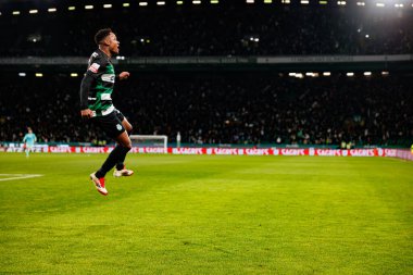 Geny Catamo, Liga Portekiz maçında attığı gol sonrasında Estadio Jose Alvalade 'deki FC Famalicao (Maciej Rogowski)