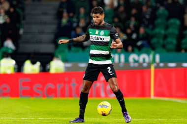 Matheus Reis, Liga Portekiz maçı sırasında Estadio Jose Alvalade 'de (Maciej Rogowski) Sporting CP ve FC Famalicao takımları arasında görüldü.)