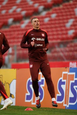 Jakub Piotrowski, 2025 Mart 'ındaki maçlardan önce Polonya Milli Futbol Takımı' nın üçüncü antrenmanı sırasında görüldü (Maciej Rogowski)
