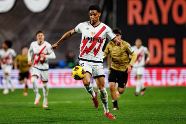 Etienne Etoo Pineda, Estadio de Vallecas 'ta Rayo Vallecano ve Real Sociedad de Futbol (Maciej Rogowski) takımları arasında LaLiga EA SPORTS maçında görüldü.)