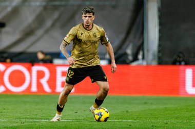 LaLiga EA SPORTS maçı sırasında Estadio de Vallecas 'ta Rayo Vallecano ve Real Sociedad de Futbol takımları arasında görüldü (Maciej Rogowski)