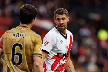 Aritz Elustondo ve Florian Lejeune, Estadio de Vallecas 'taki Rayo Vallecano ve Real Sociedad de Futbol (Maciej Rogowski)