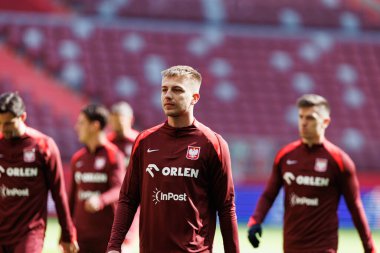 Mateusz Skrzypczak, 2026 Dünya Kupası 'nda Litvanya ile oynanan Dünya Kupası öncesinde Polonya Milli Futbol Takımı Resmi Eğitimi sırasında görüldü (Maciej Rogowski)