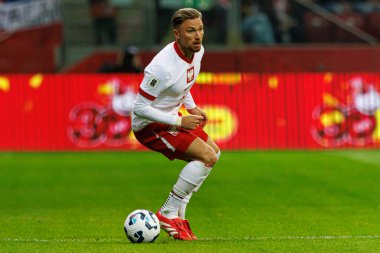 Matty Cash, 2026 Dünya Kupası 'nda Polonya ve Litvanya milli takımları arasında PGE Narodowy (Maciej Rogowski)