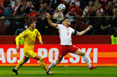 Kipras Kazukolovas ve Robert Lewandowski, 2026 Dünya Kupası 'nda Polonya ve Litvanya milli takımları arasında PGE Narodowy (Maciej Rogowski)