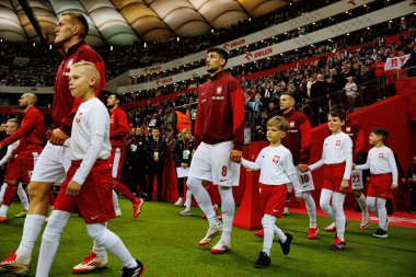 Karol Swiderski ve Jakub Moder, 2026 Dünya Kupası eleme maçında Polonya ve Malta milli takımları arasında PGE Narodowy 'da görüldü (Maciej Rogowski)