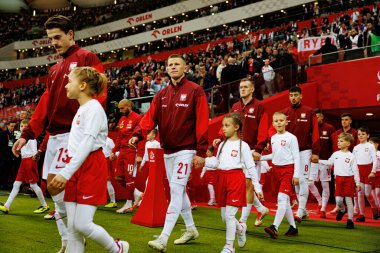 Jakub Kaminski ve Mateusz Bogusz, 2026 Dünya Kupası 'nda Polonya ve Malta milli takımları arasında PGE Narodowy (Maciej Rogowski)