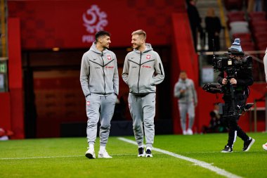 Jakub Moder ve Mateusz Skrzypczak, PGE Narodowy 'de Polonya ve Malta milli takımları arasında oynanan 2026 Dünya Kupası eleme maçında görüldü (Maciej Rogowski)