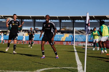 Duplexe Tchamba, Estadio Municipal Rio Maior 'daki (Maciej Rogowski) Casa Pia ve Rio Ave FC takımları arasında oynanan Liga Portekiz maçında gol attıktan sonra kutlama yaparken görülüyor.)