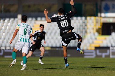 Pablo Roberto, Liga Portekiz maçı sırasında Estadio Belediyesi Rio Maior 'da Casa Pia ve Rio Ave FC takımları arasında görüldü (Maciej Rogowski)