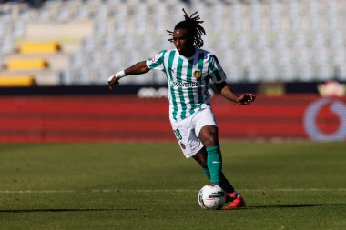 Omar Richards, Liga Portekiz maçı sırasında Estadio Belediyesi Rio Maior 'da Casa Pia ve Rio Ave FC takımları arasında görüldü (Maciej Rogowski)