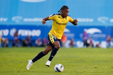 Wagner Pina, Liga Portekiz maçı sırasında Estoril Praia ve FC Porto takımları arasında Estadio Antonio Coimbra da Mota 'da görüldü (Maciej Rogowski)