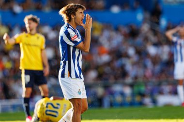 Rodrigo Mora, Liga Portekiz maçı sırasında Estoril Praia ve FC Porto takımları arasında Estadio Antonio Coimbra da Mota 'da görüldü (Maciej Rogowski)