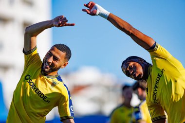 Yanis Begraoui ve Wagner Pina, Liga Portekiz maçında GD Estoril Praia ve FC Porto takımları arasında Estadio Antonio Coimbra da Mota (Maciej Rogowski)