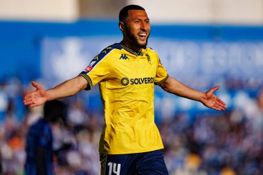 Yanis Begraoui, Liga Portekiz maçında GD Estoril Praia ve FC Porto takımları arasında Estadio Antonio Coimbra da Mota (Maciej Rogowski)