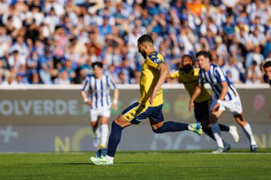 Yanis Begraoui, Liga Portekiz maçı sırasında Estoril Praia ve FC Porto takımları arasında Estadio Antonio Coimbra da Mota (Maciej Rogowski)